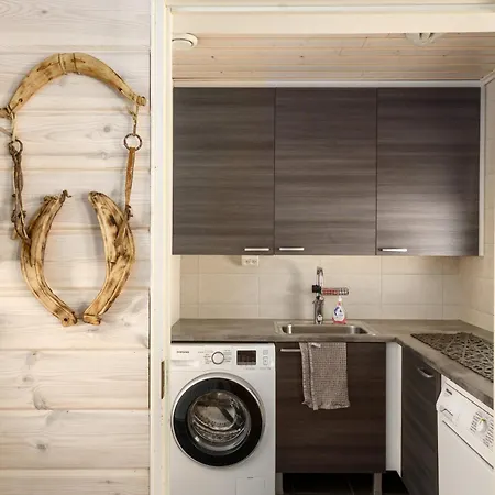 Christmas Star Path By Lapland Host بيت للعطل روفانييمي